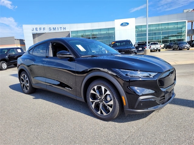 2025 Ford Mustang Mach-E SUV 