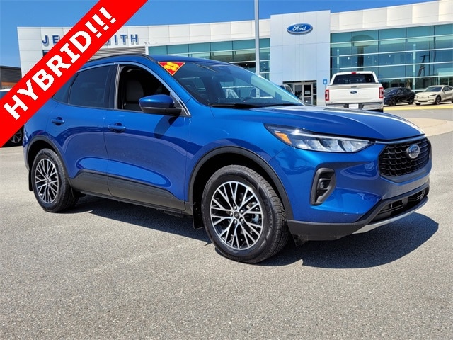 2023 Ford Escape PHEV's photo
