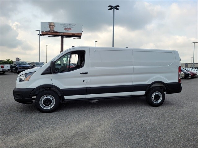 2025 Ford Transit photo 4