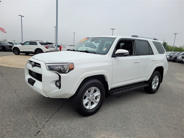 2021 Toyota 4Runner SR5 Premium photo 3