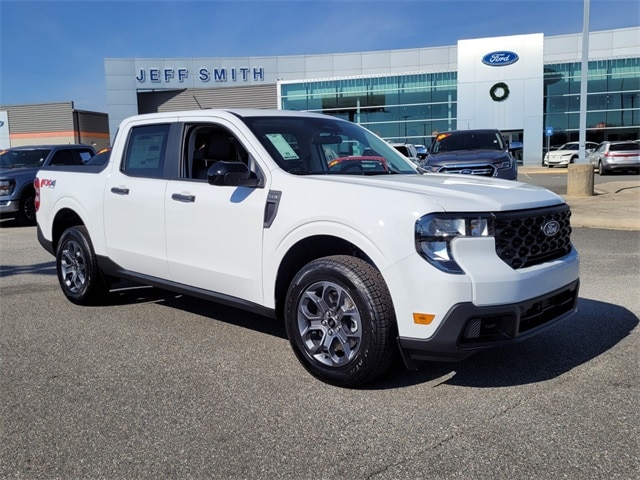 2025 Ford Maverick XLT's photo