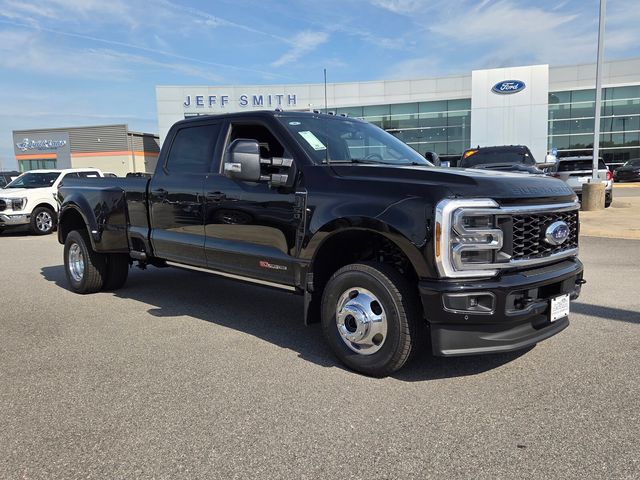 2026 Ford F-350 Platinum 4x4 Crew Cab 8' Box DRW's photo