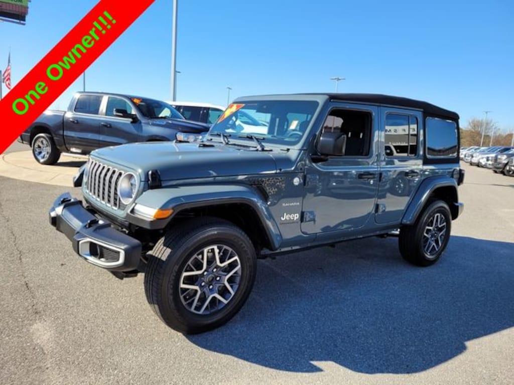 Used 2024 Jeep Wrangler Sahara SUV