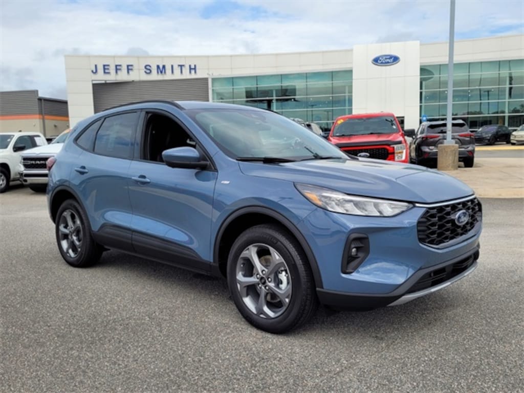 New 2026 Ford Escape Hybrid ST-Line Select SUV