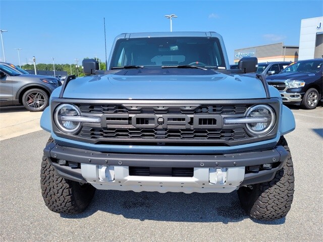 2025 Ford Bronco Raptor photo 2
