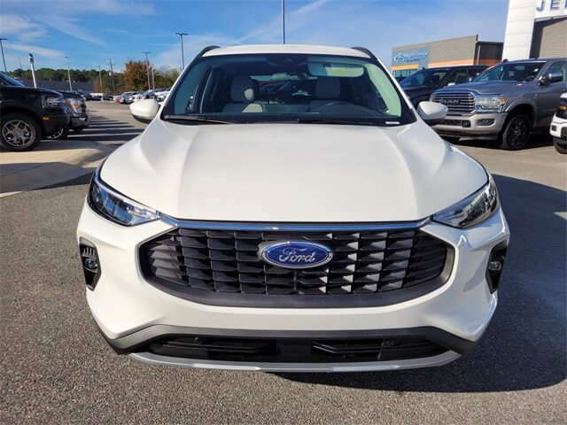 2025 Ford Escape Base photo 2