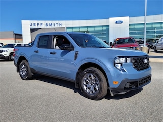 2025 Ford Maverick XLT Truck