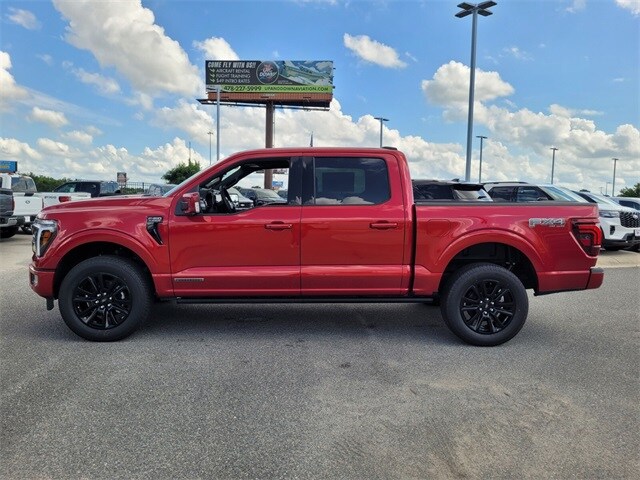 2025 Ford F-150 Platinum photo 4