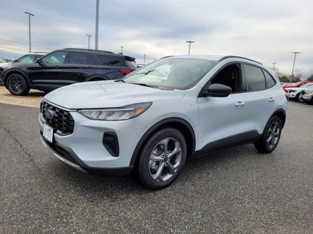 New 2026 Ford Escape ST-Line SUV