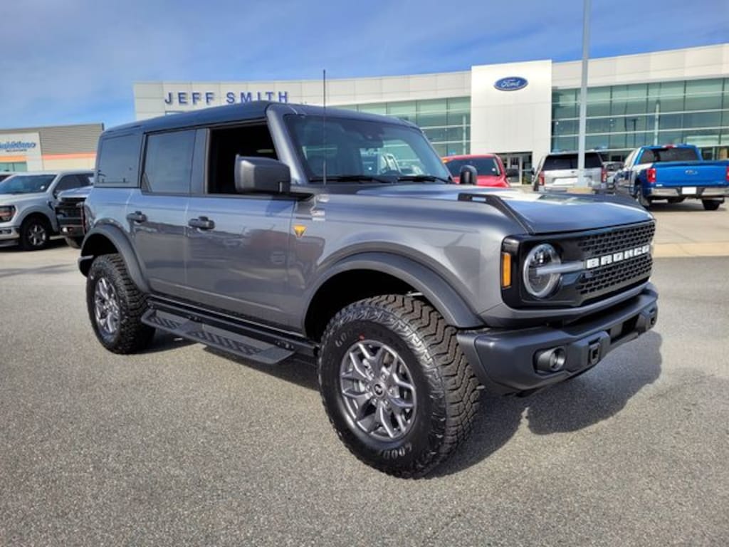 New 2025 Ford Bronco Badlands SUV
