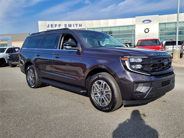 2025 Ford Expedition Active's photo
