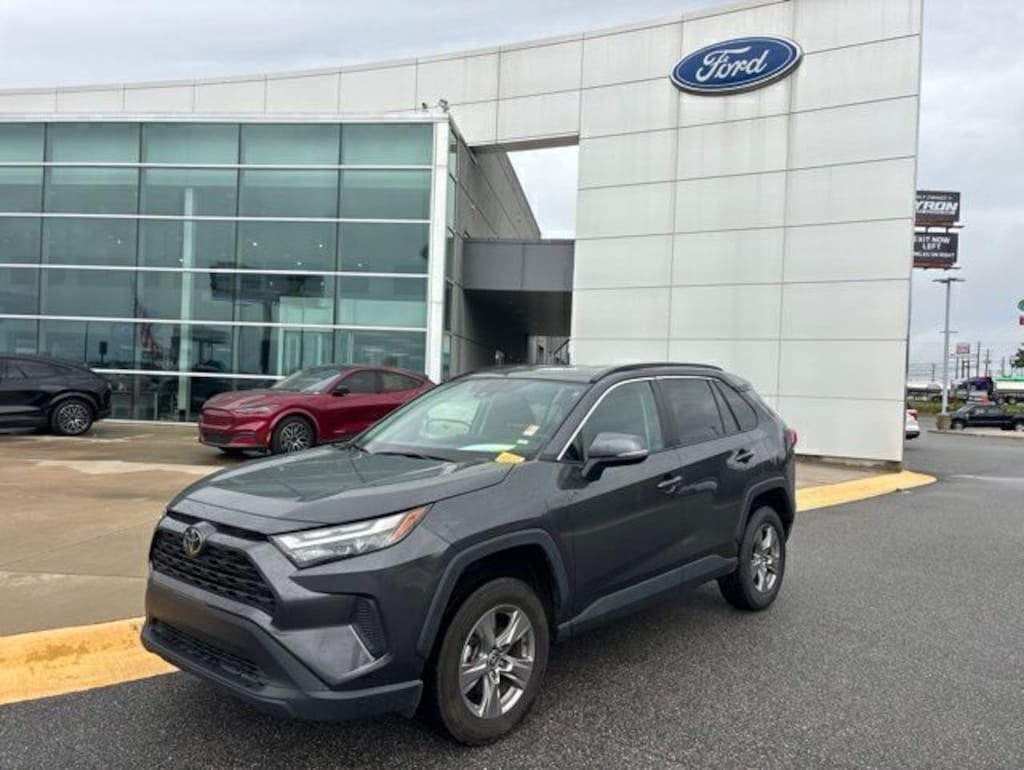 Used 2024 Toyota RAV4 XLE SUV