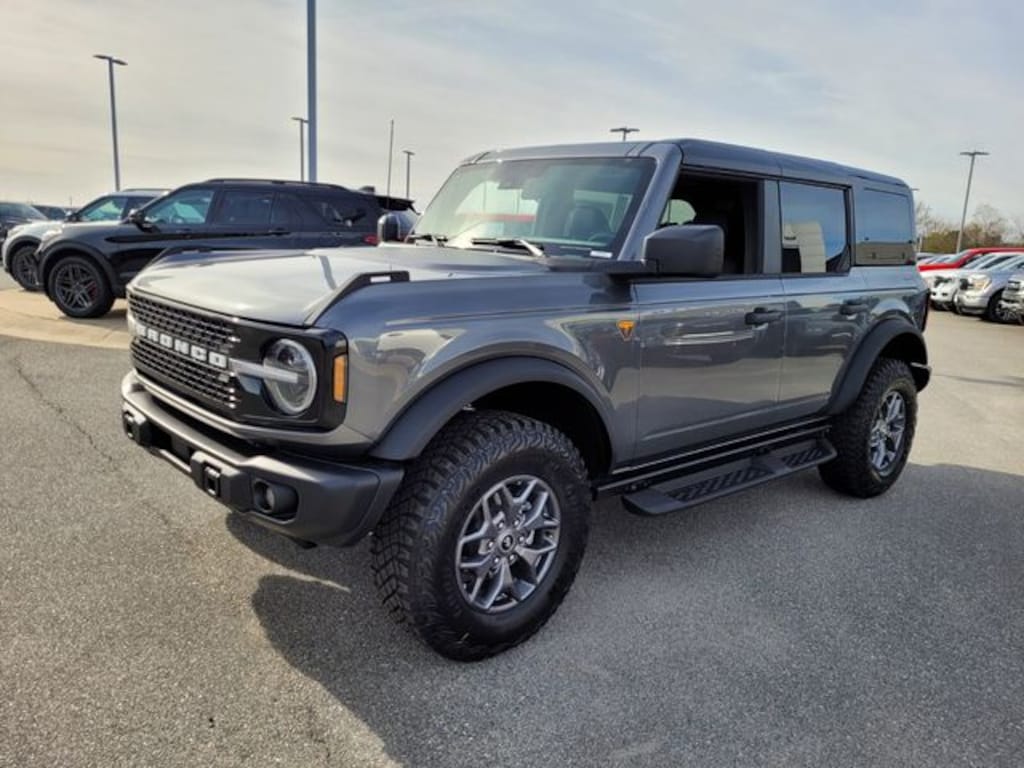 New 2025 Ford Bronco Badlands SUV