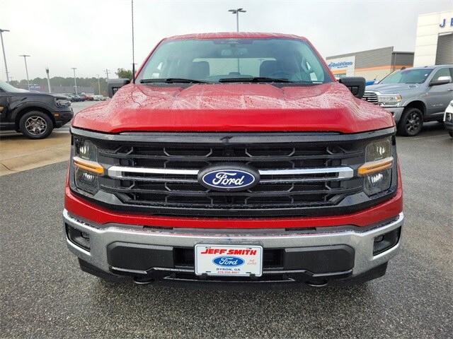2024 Ford F-150 XLT photo 2