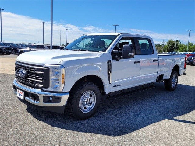 2026 Ford F-250 photo 3