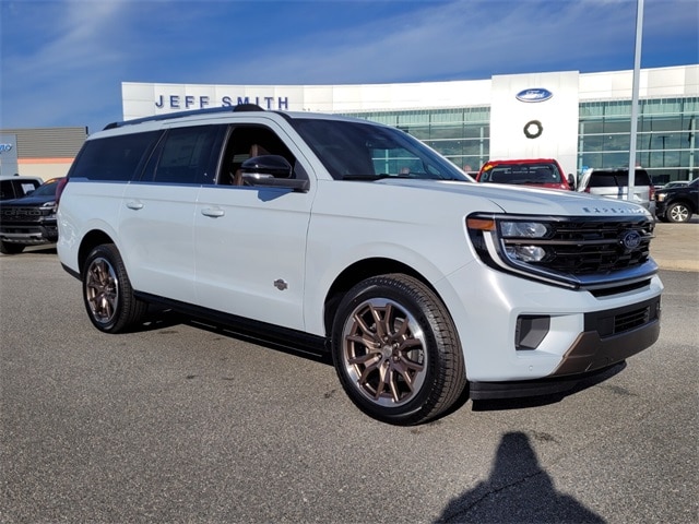 2025 Ford Expedition King Ranch's photo