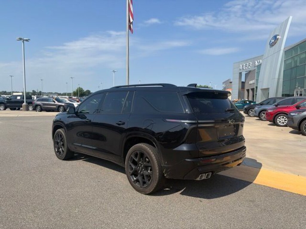 Used 2026 Chevrolet Traverse RS SUV