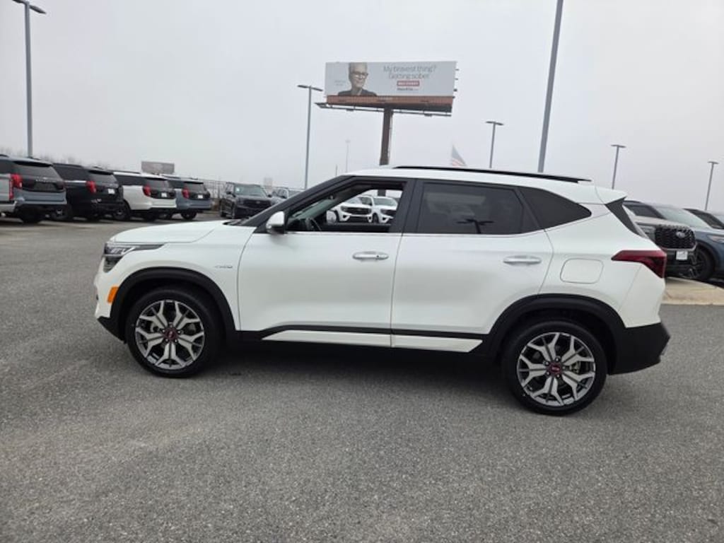 Used 2021 Kia Seltos SX SUV