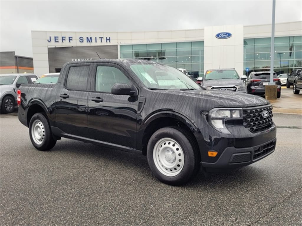 New 2025 Ford Maverick XL Truck