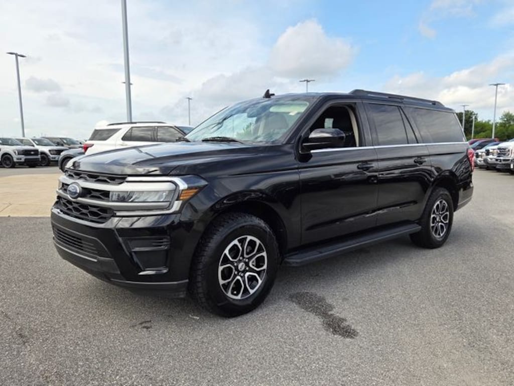 Used 2024 Ford Expedition Max XLT SUV