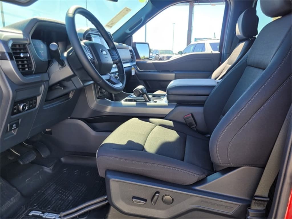 New 2025 Ford F-150 XLT Truck