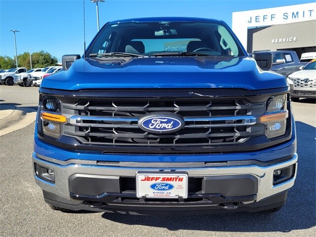 2024 Ford F-150 XLT photo 2