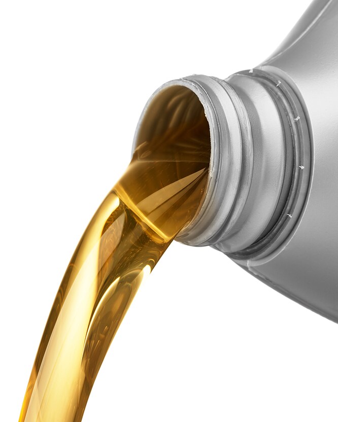 Oil-Change-Service.jpg