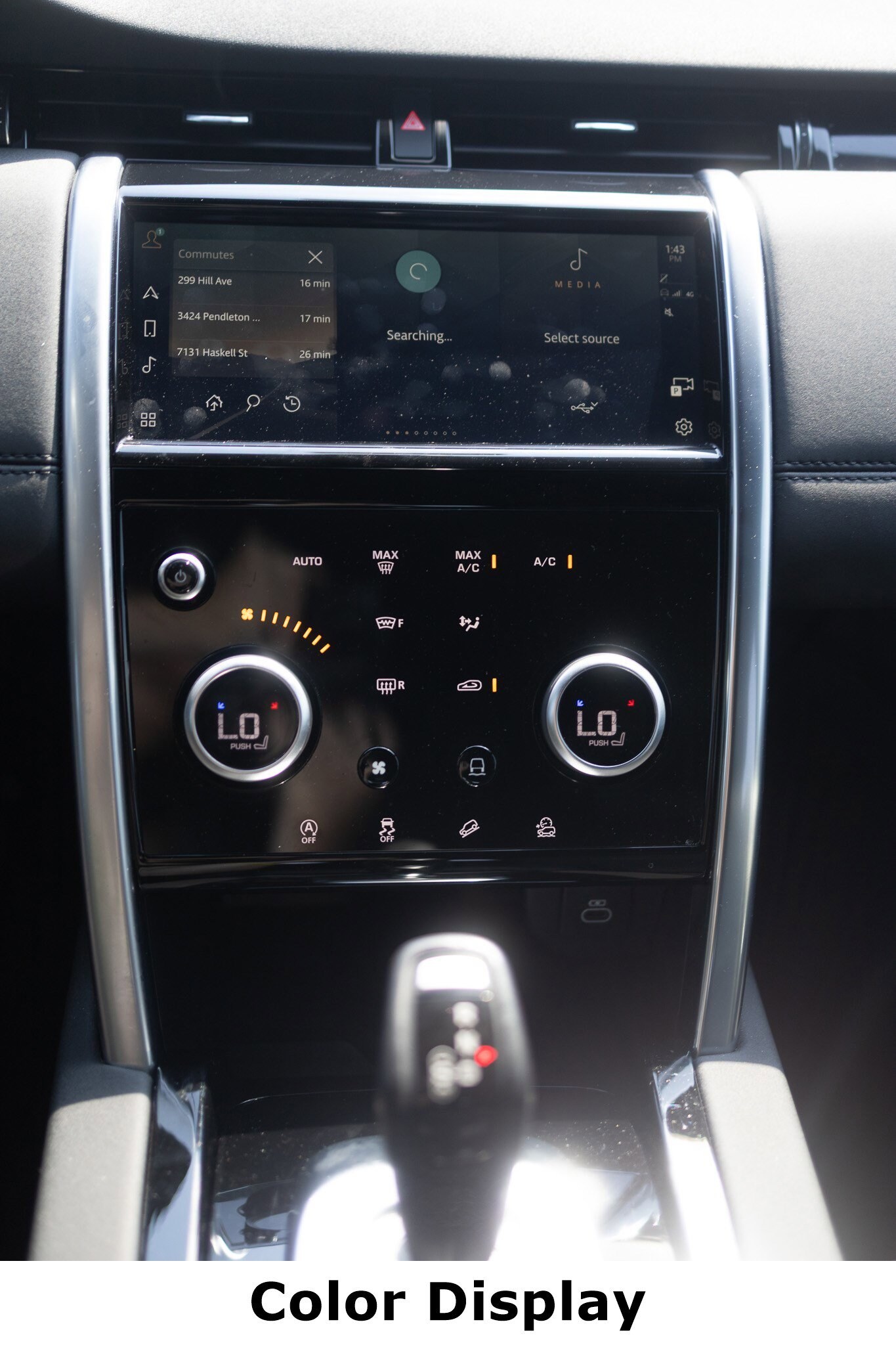 2022 Land Rover Discovery Sport S photo 4