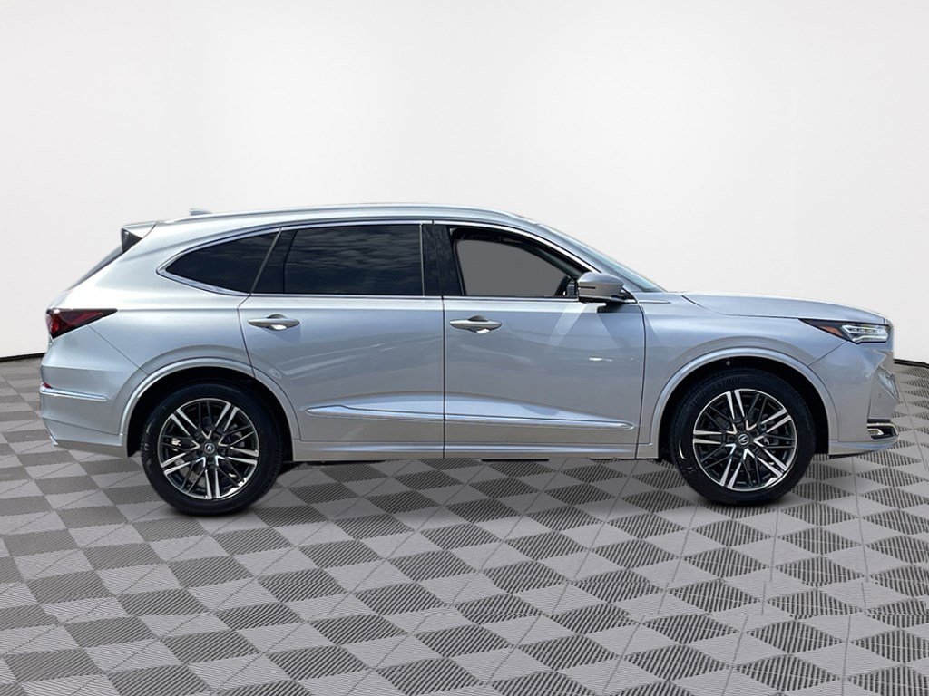 2026 Acura MDX SH-AWD Advance photo 2