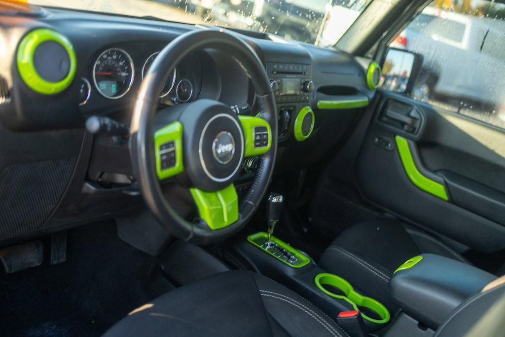 Used 2017 Jeep Wrangler JK Unlimited Sahara 4x4 SUV