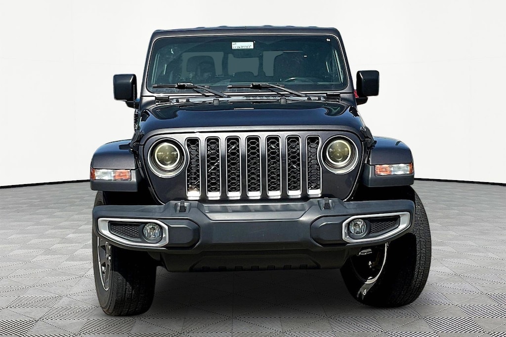 Used 2020 Jeep Gladiator Overland Truck Crew Cab