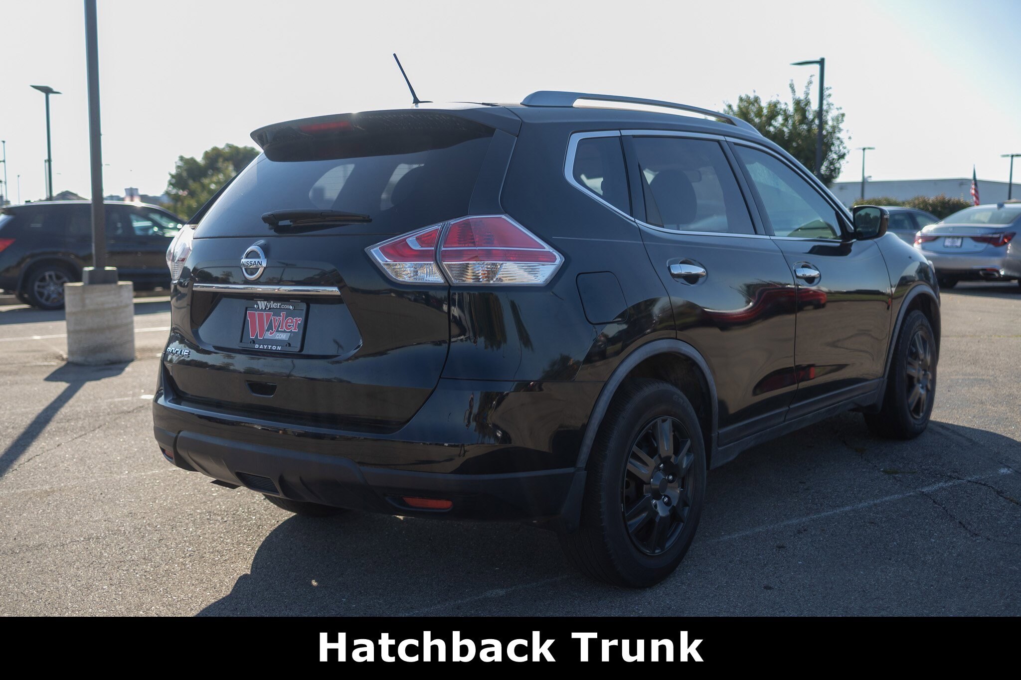 2016 Nissan Rogue S photo 3