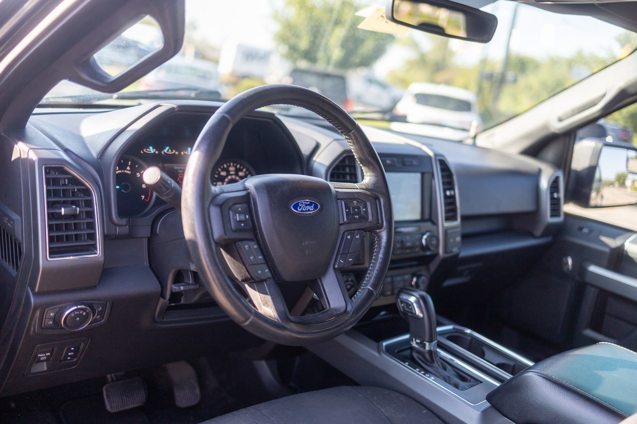 2018 Ford F-150 XLT photo 3