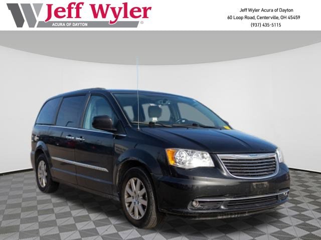 2015 Chrysler Town & Country Touring