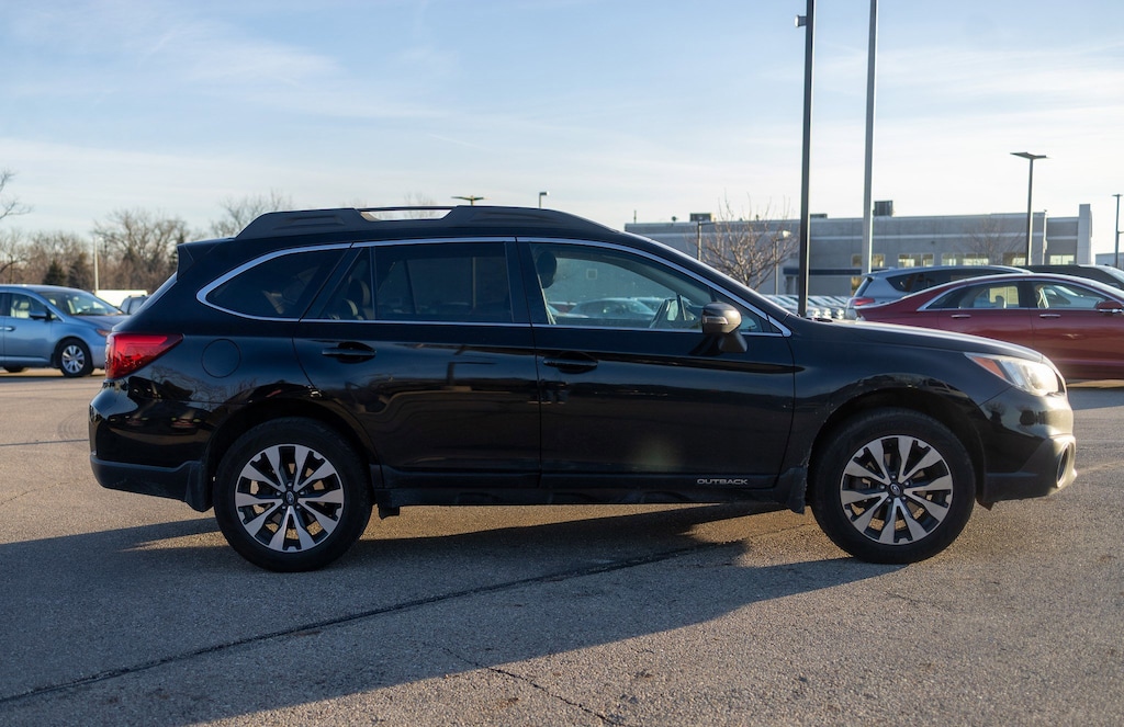 Used 2016 Subaru Outback 2.5i Limited SUV