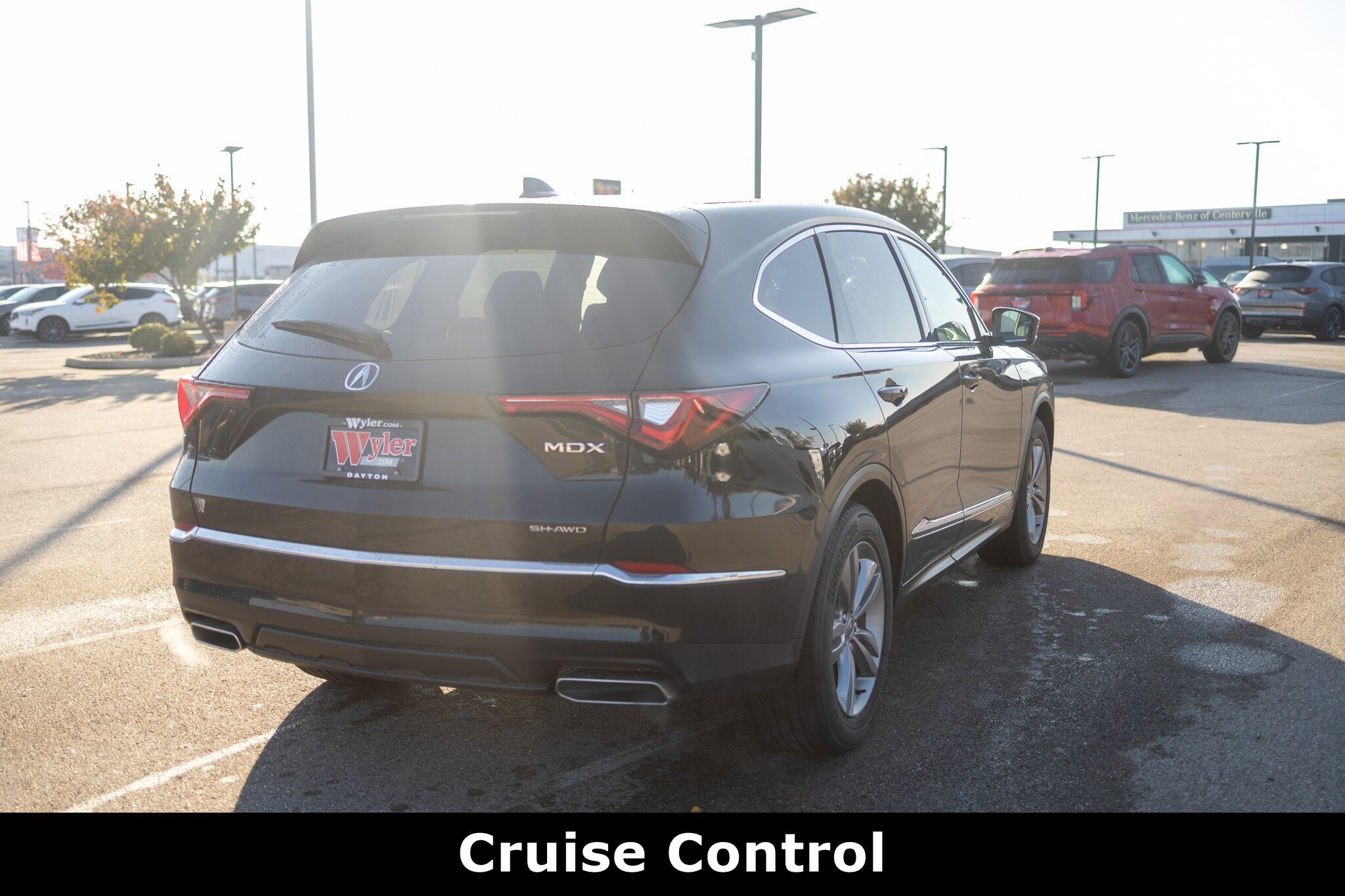 2023 Acura MDX SH-AWD photo 3