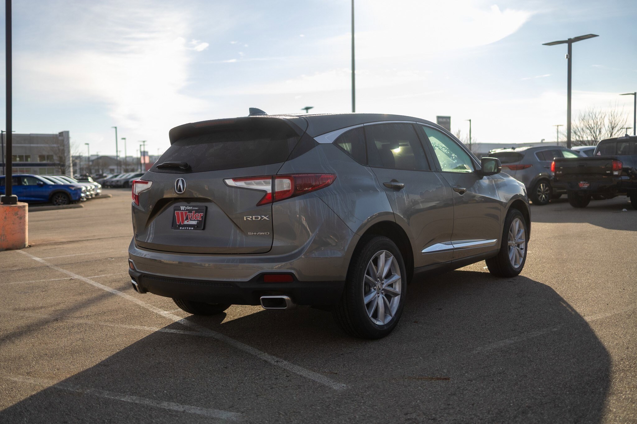 2023 Acura RDX photo 2