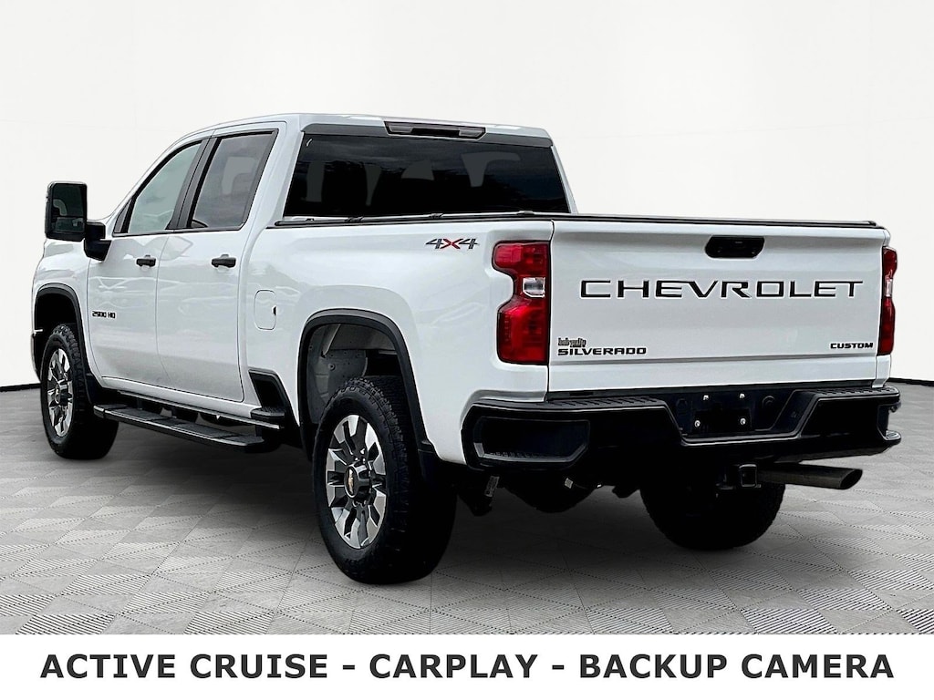 Used 2024 Chevrolet Silverado 2500 HD Custom Truck Crew Cab