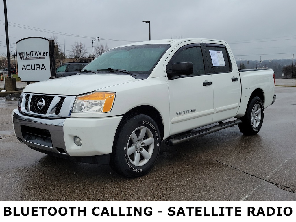 Used 2013 Nissan Titan SV Truck Crew Cab