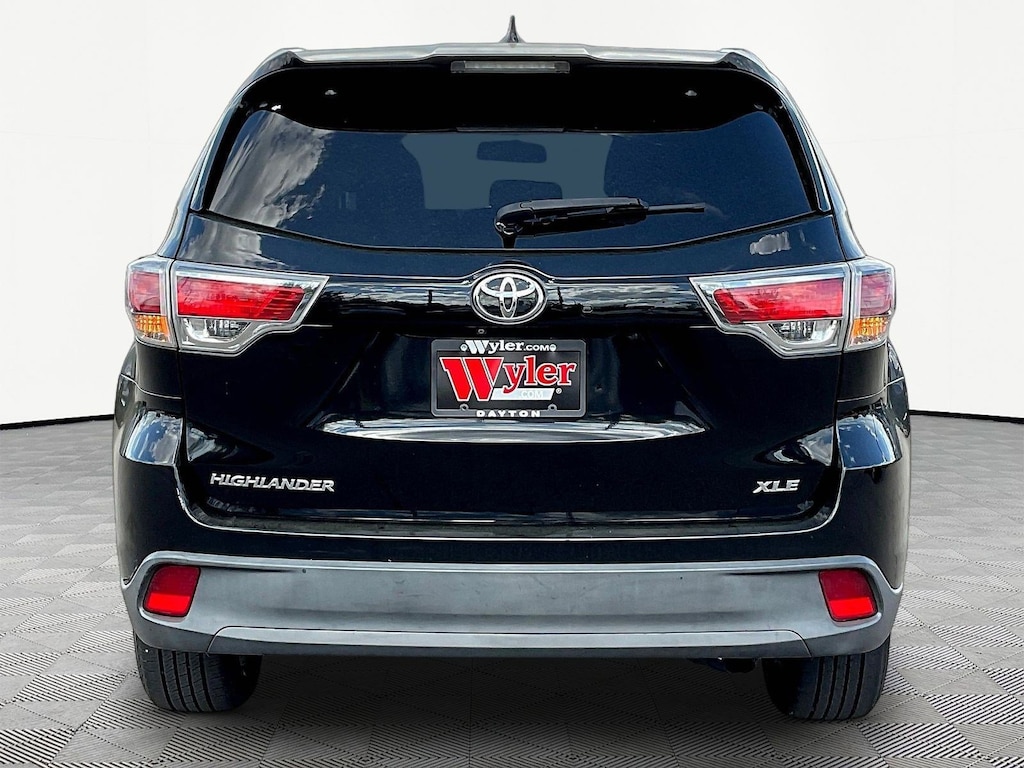 Used 2015 Toyota Highlander XLE V6 SUV