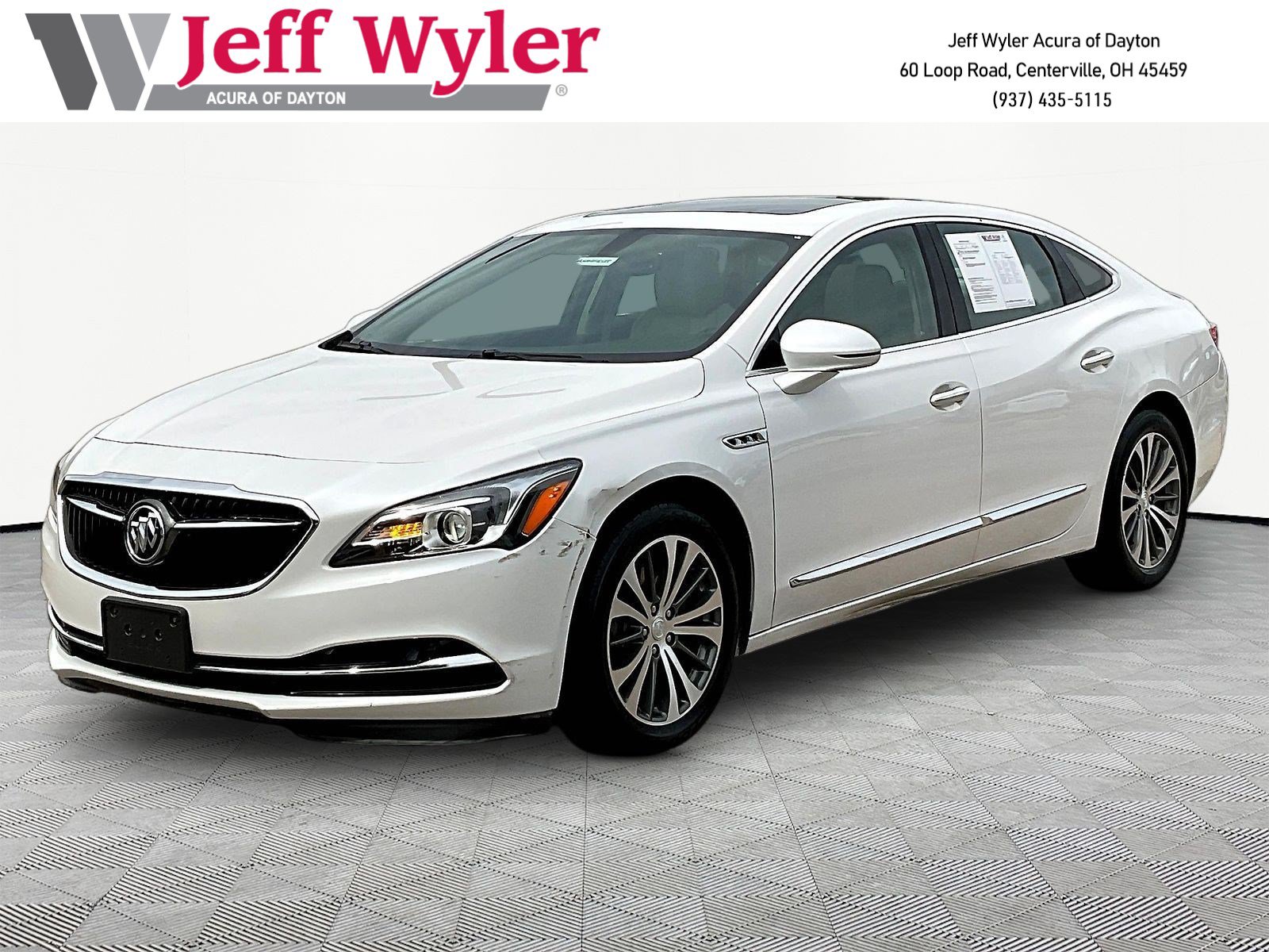 2018 Buick LaCrosse Essence's photo