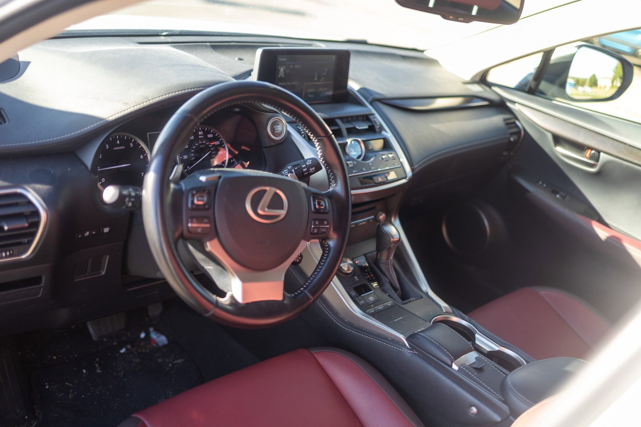 2019 Lexus NX 300 Luxury photo 4