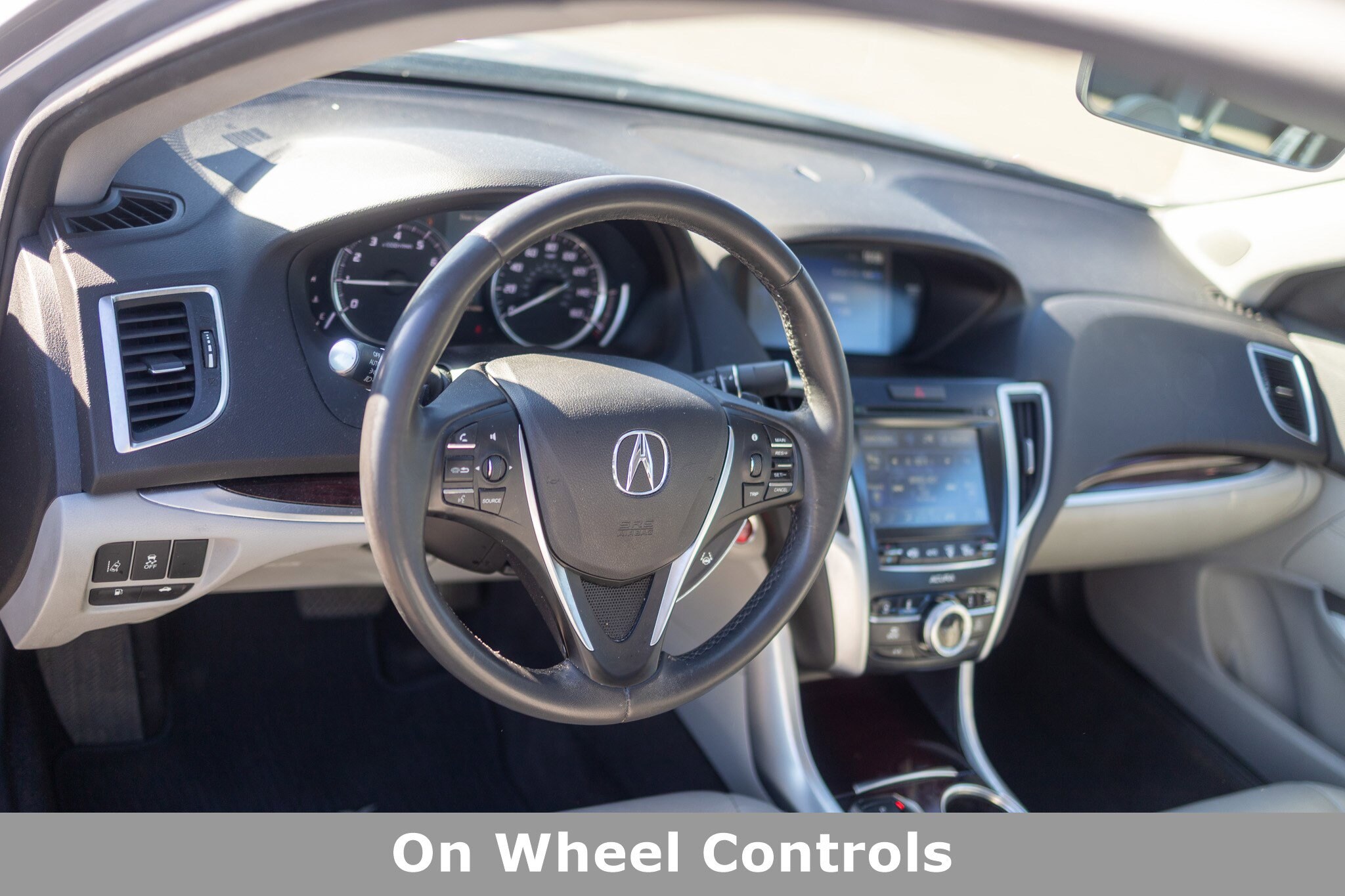 2015 Acura TLX Technology photo 4