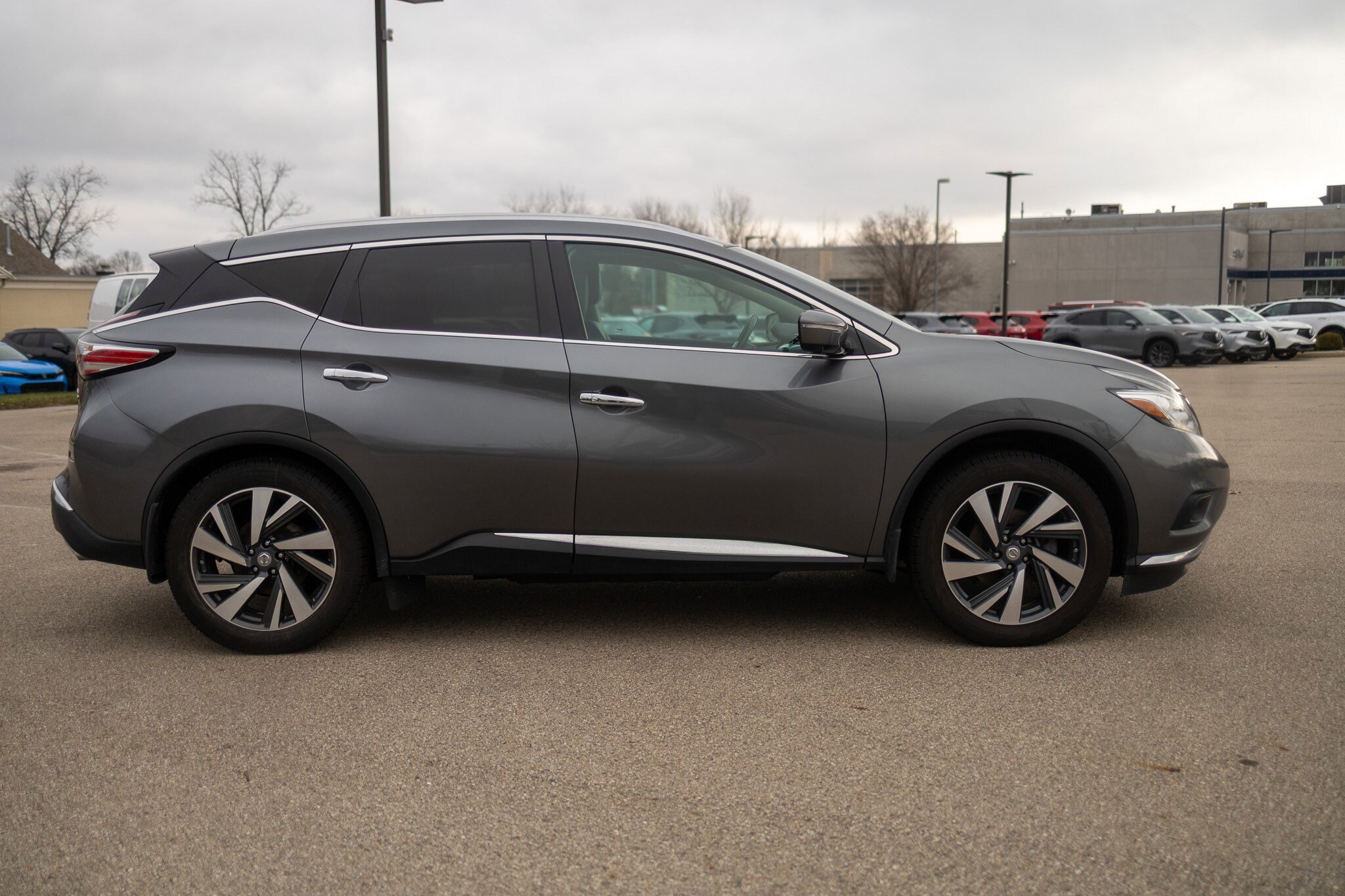 2015 Nissan Murano Platinum photo 2