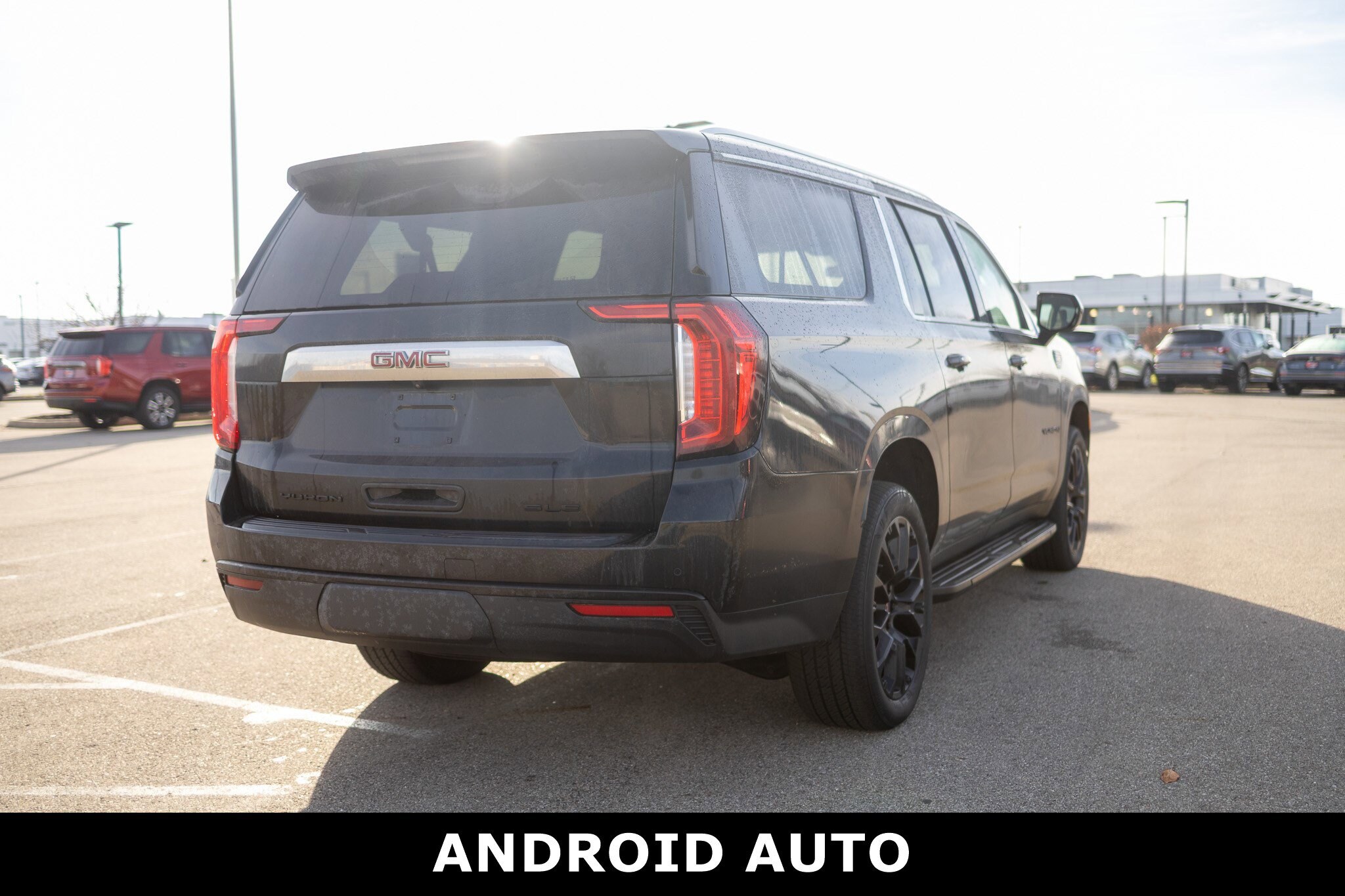 2023 Gmc Yukon XL SLE photo 2