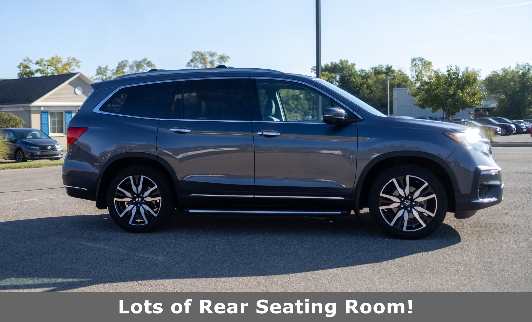 2021 Honda Pilot Elite photo 2