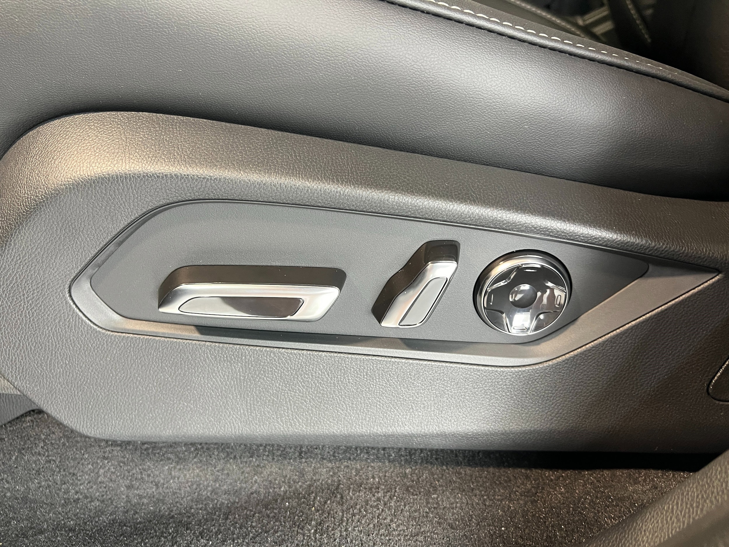 2026 Acura MDX Technology Package - Photo 23