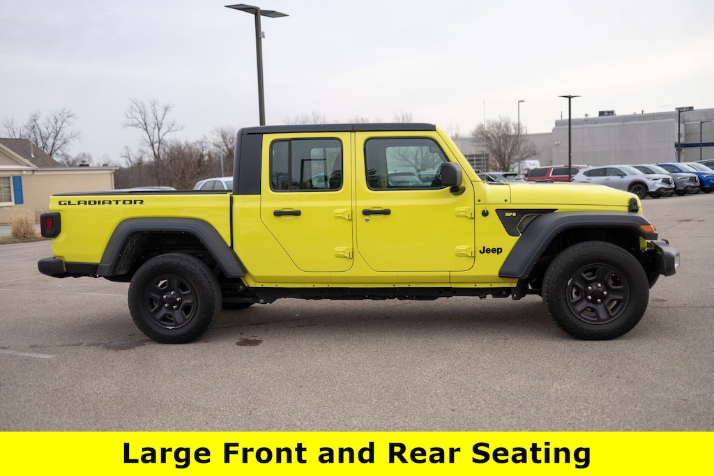 Used 2023 Jeep Gladiator Sport Truck Crew Cab