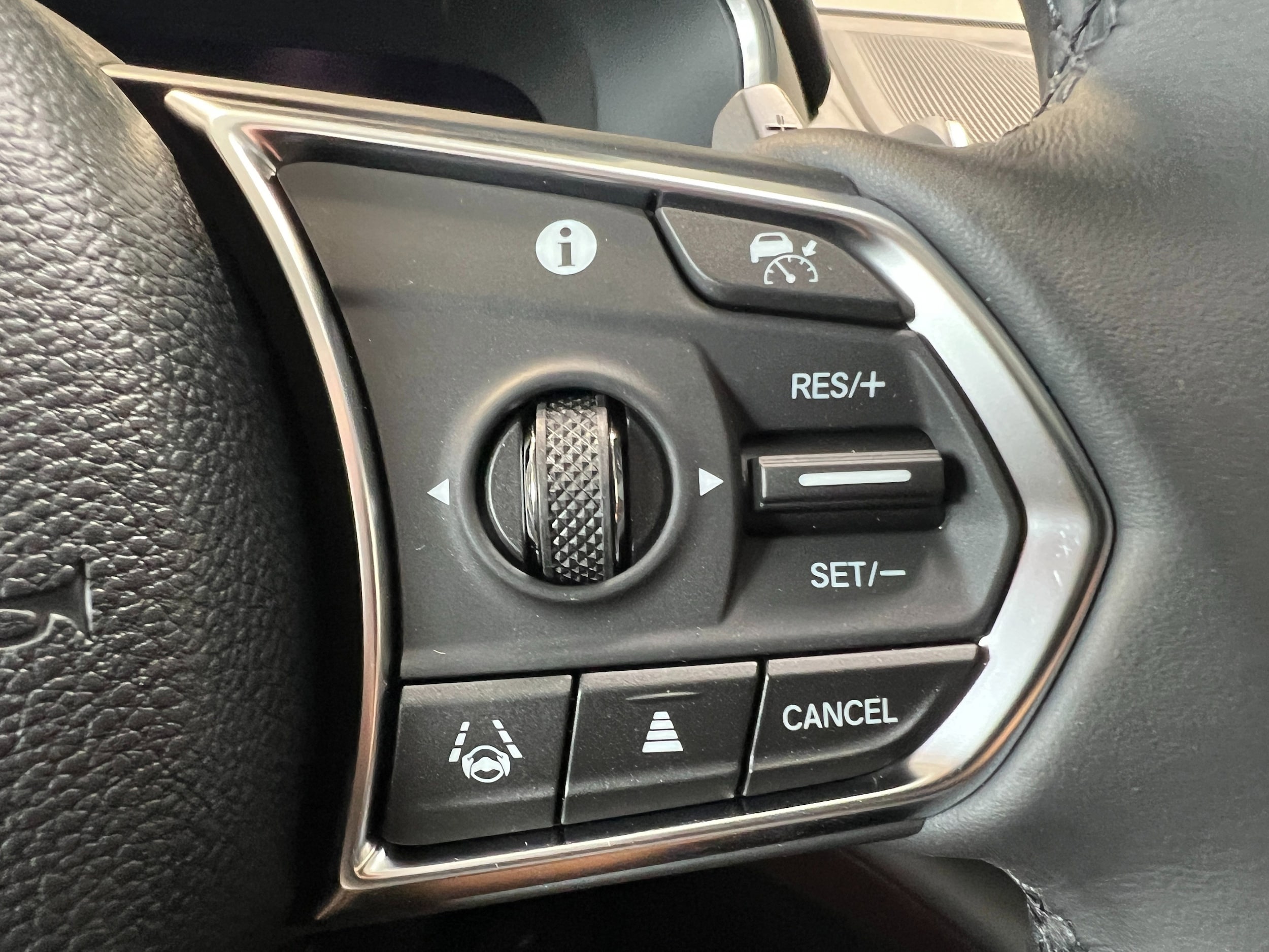 2026 Acura MDX Technology Package - Photo 18