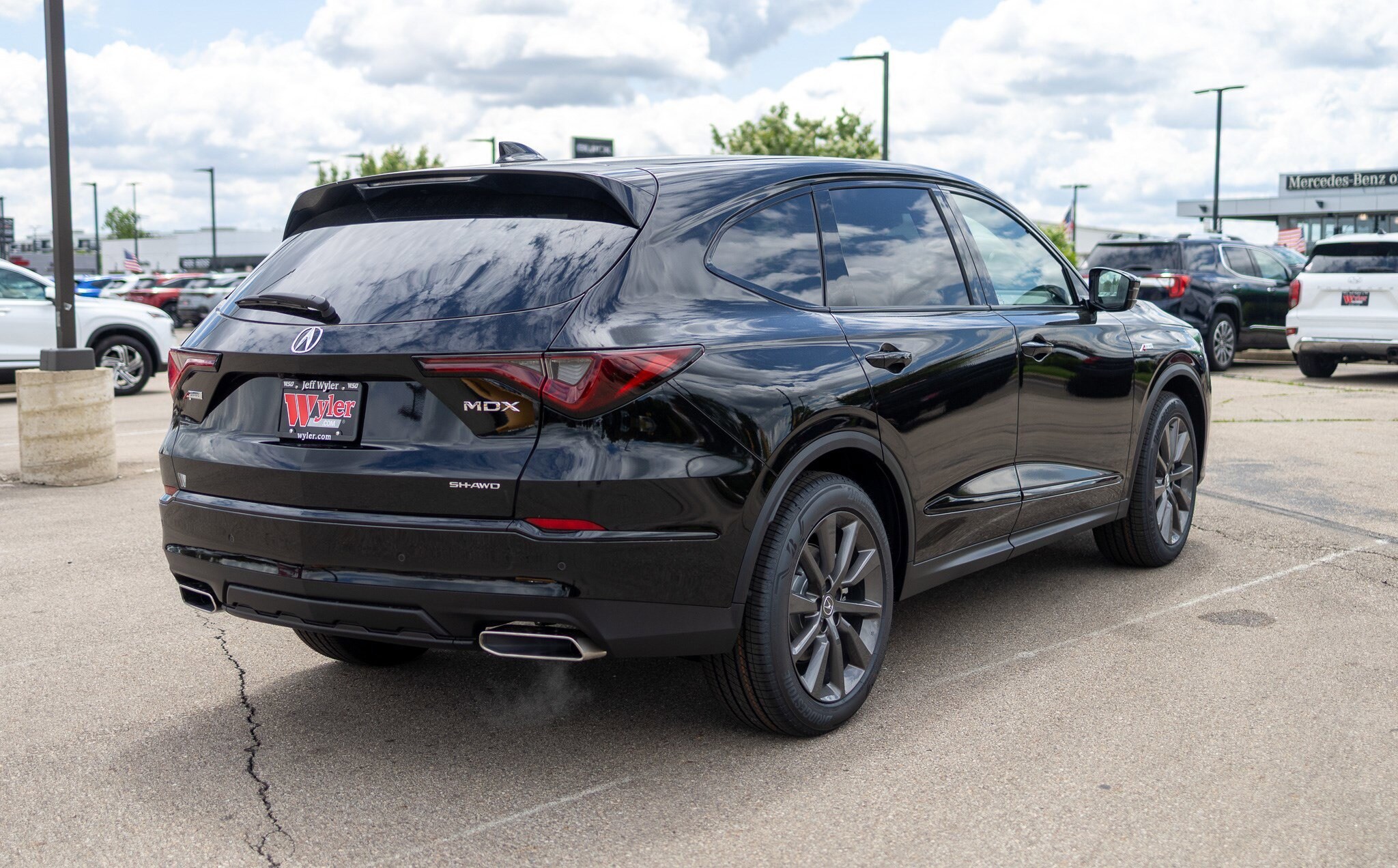 2026 Acura MDX SH-AWD A-Spec photo 3
